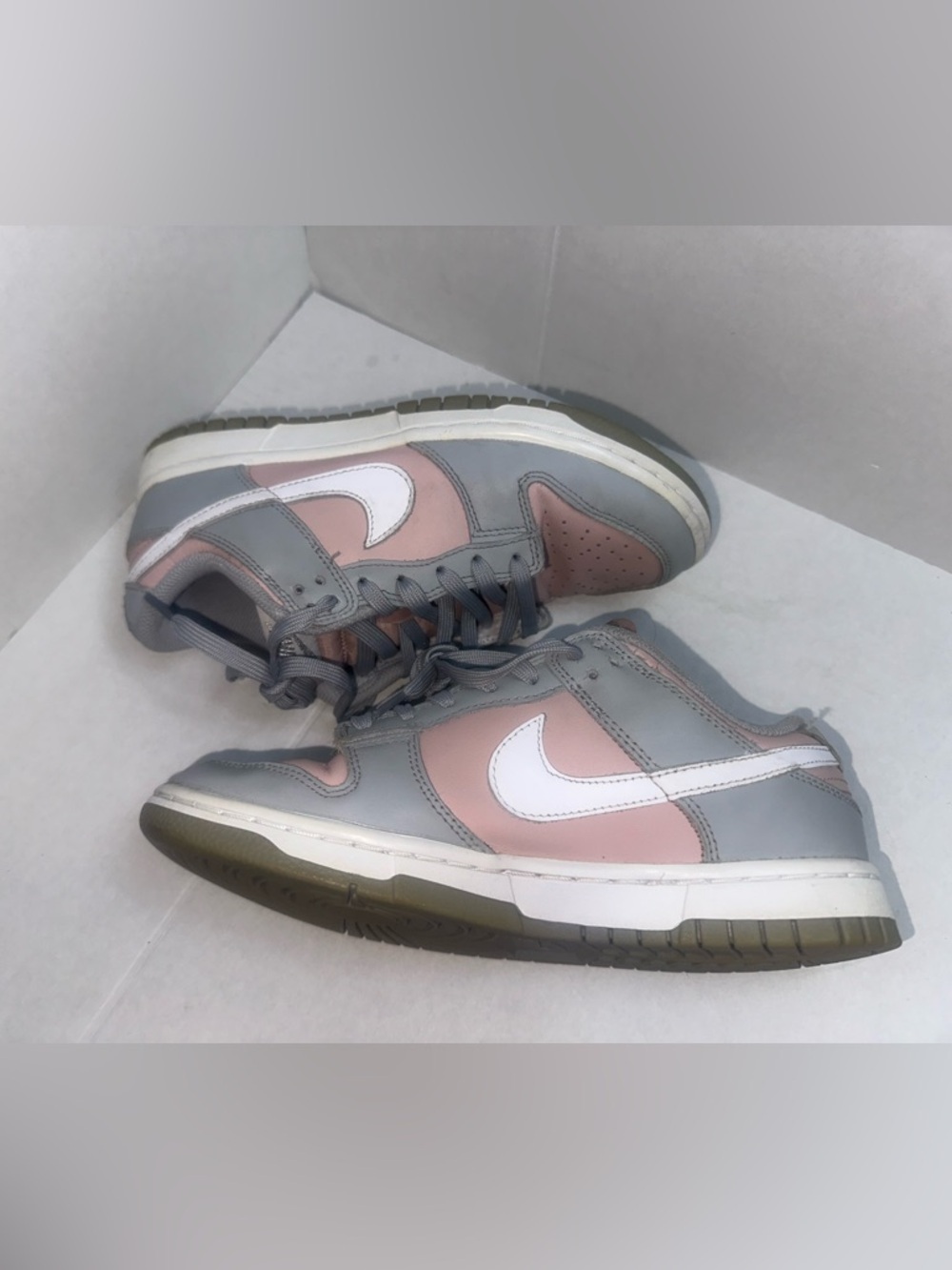 Size 7- Nike Dunk Low Pink Oxford Women's DM8329-600 - Picture 4 of 7